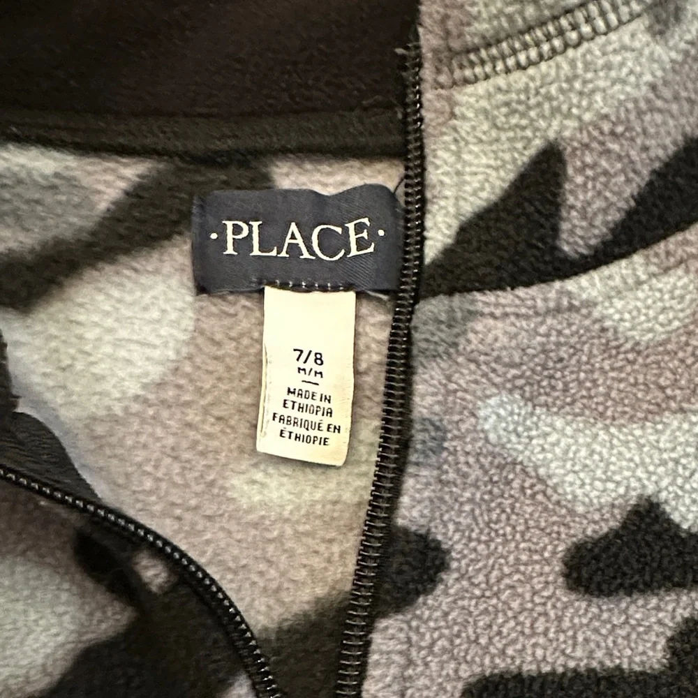 The Children's Place Black and Gray Camo Pullover Fleece 3/4 Zip